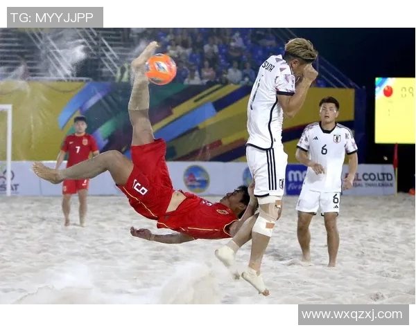 沙滩足球场上的足球明星是谁他们的精彩表现让人惊叹