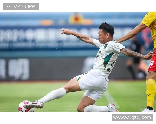 成都篮球队在亚运会积分榜上以85分稳居第一名表现出色